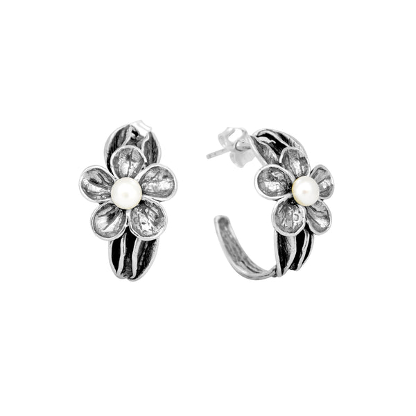 Flowery Pearl Hoop Earrings E6908