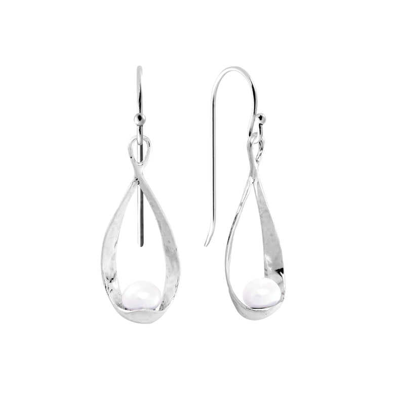 Hanging Pearl Dangle Earrings E10530
